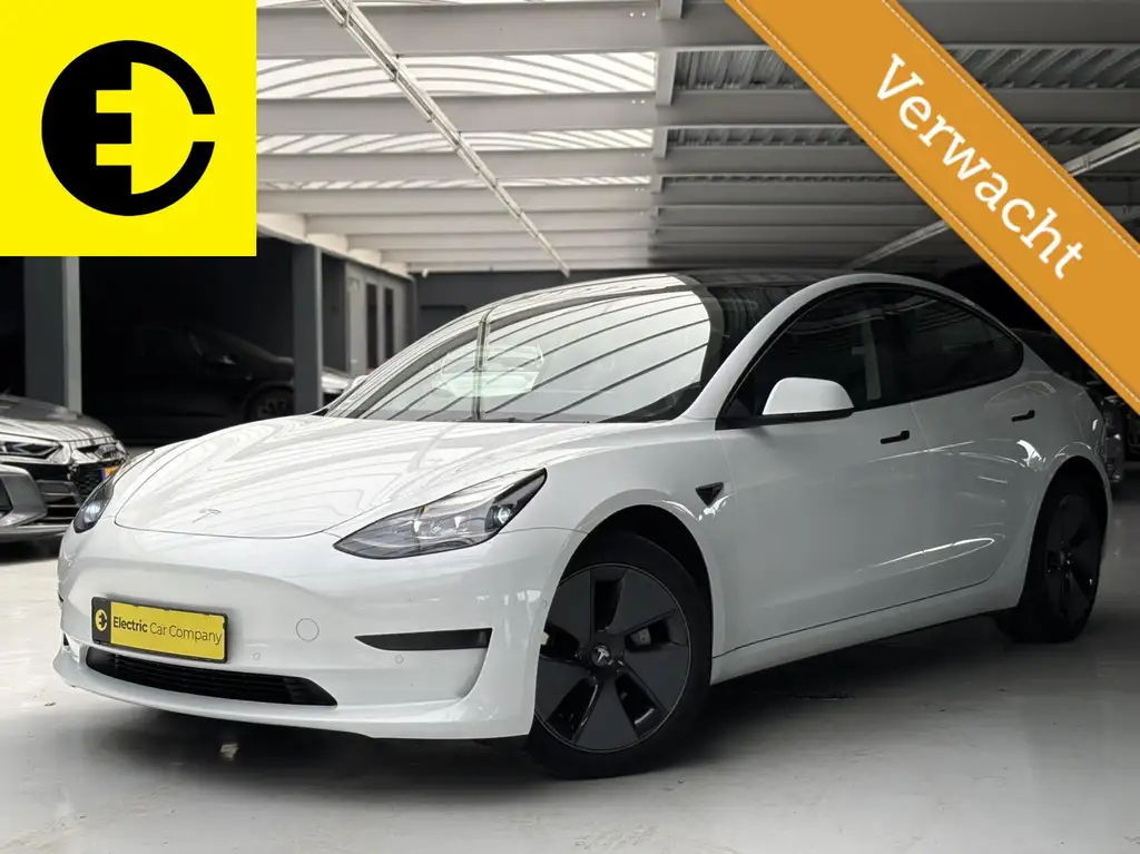 Tesla Model 3 Standard RWD Plus 60 kWh| 93,8% SOH | Stoelverwarm