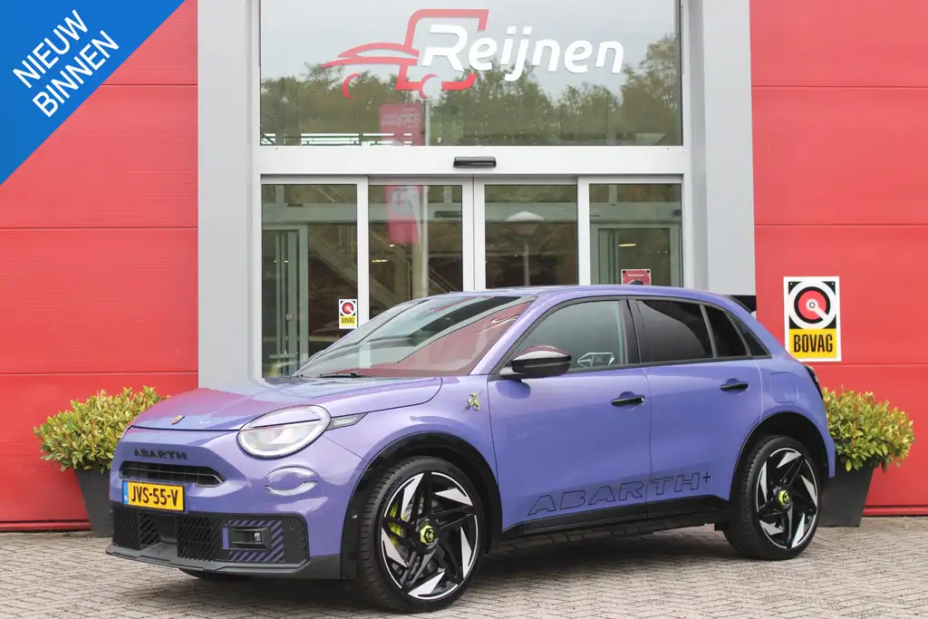 Abarth 600e SCORPIONISSIMA 280PK 54 kWh | SABELT PERFORMANCE S