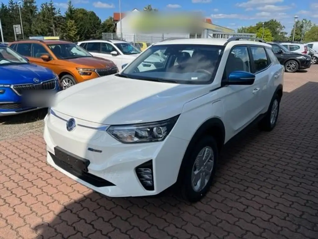 SsangYong Korando eMOTION BRONZE +WÄRMEPUMPE+ALLWETTER+