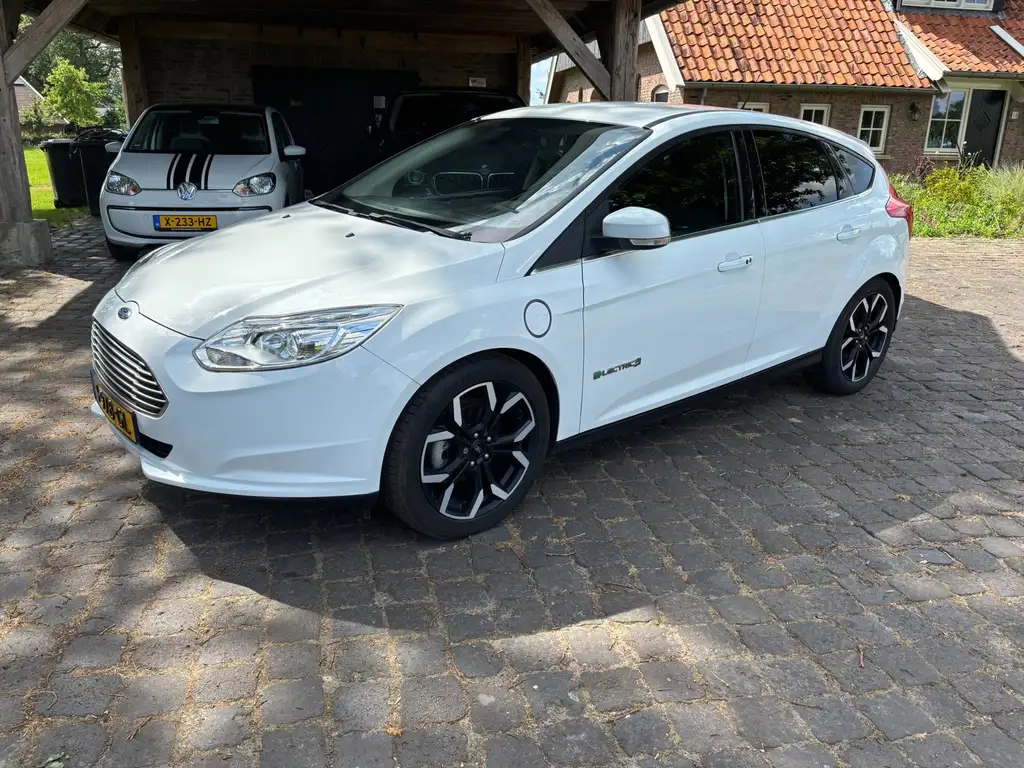 Ford Focus Titanium Electric