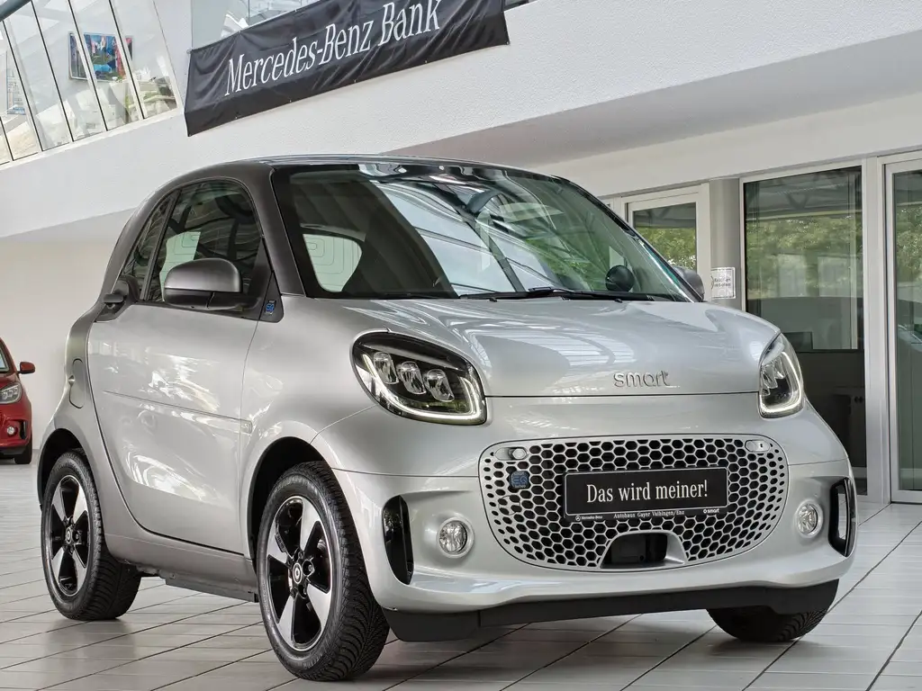 smart forTwo ForTwo EQ Coupé Passion 22KW+LED+KAM+2xKABEL+15"
