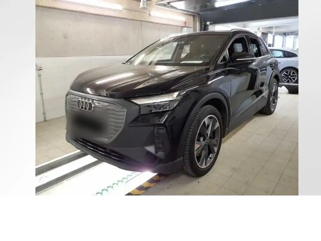 Audi Q4 e-tron 40 S Line Int Navi,LED,Sportsitze,Kamera,20Zoll