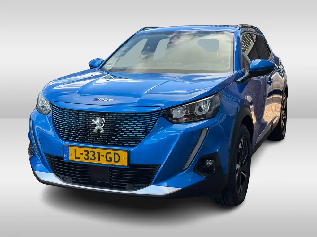 Peugeot e-2008 EV Allure Pack 50 kWh / SoH 91 % / Camera / Keyles