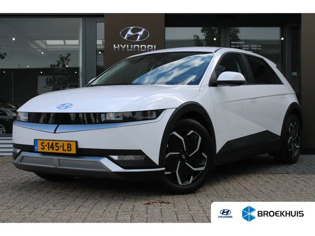 Hyundai IONIQ 5 Style 58 kWh | Achteruitrijcamera | DAB ontvanger