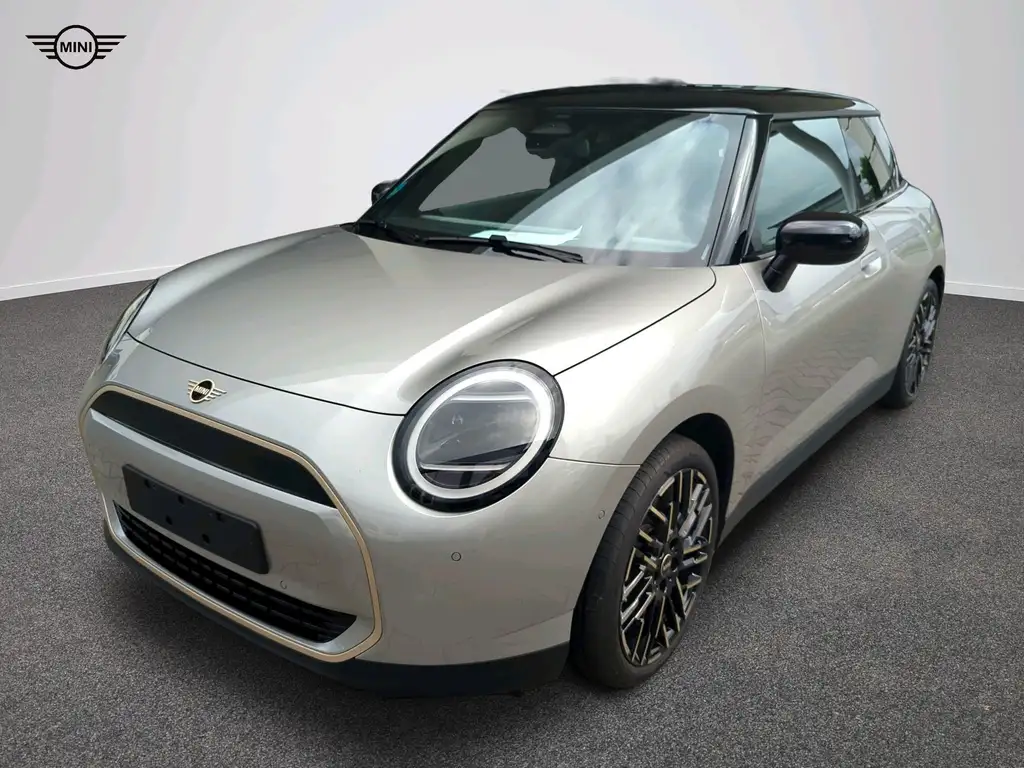 MINI Cooper Favoured Trim
