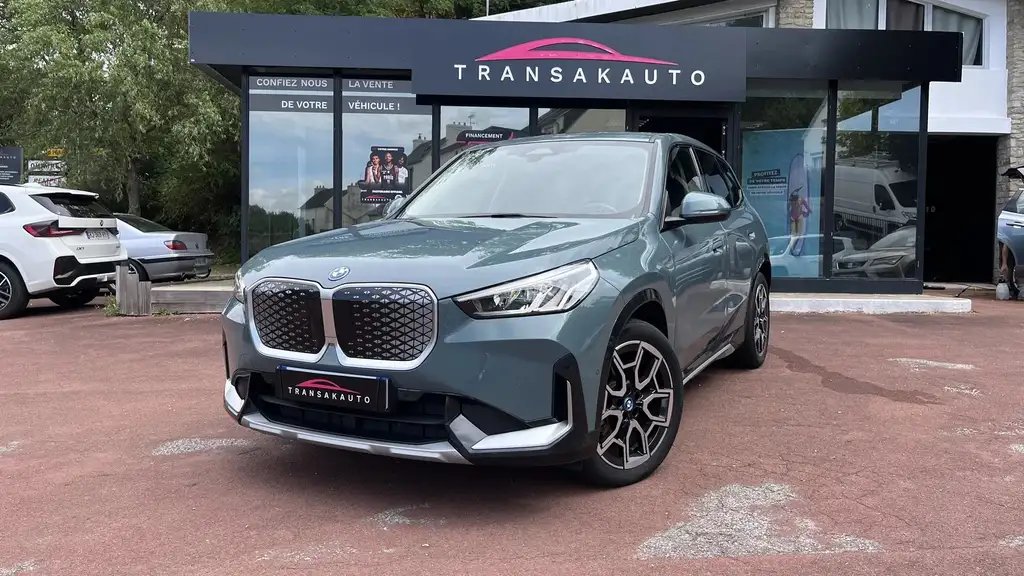 BMW iX1 20 eDrive xLine BORNE DE RECHARGE OFFERTE TAT NEUF JANTES 19