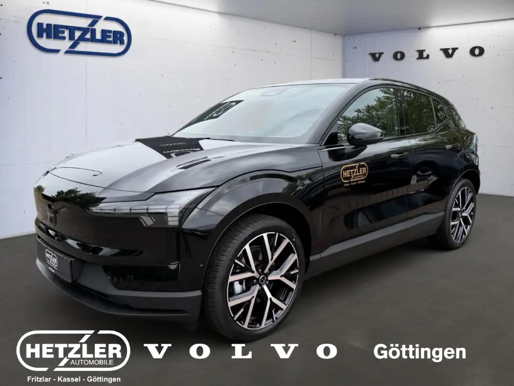 Volvo EX30 P5 Long Range Ultra Black Edition 2WD  StandHZG Pa