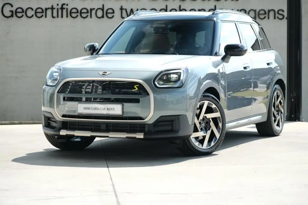 MINI Countryman SE All4 Countryman SE ALL4 Favoured | TOWB | PANO | H&K |
