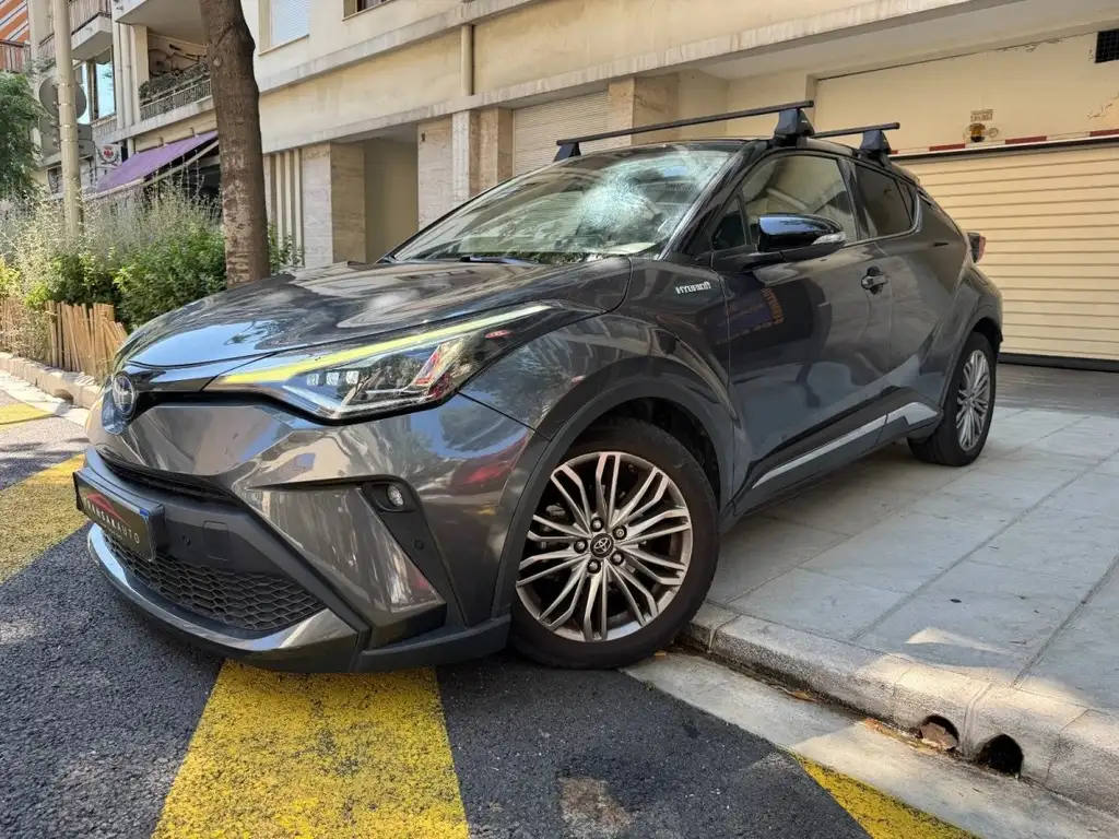 Toyota C-HR HYBRIDE RC18 122h Graphic CarPlay