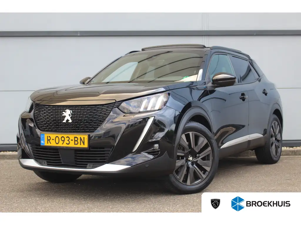 Peugeot e-2008 EV GT Pack 50 kWh | Pano | Camera | Carplay | Navi