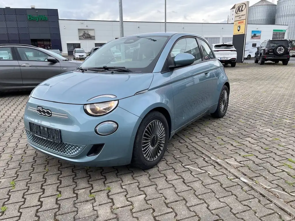 Fiat 500e Icon - 42kw/h -Kamera - Sitzheizung - Navi