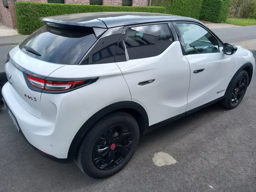 DS Automobiles DS 3 DS 3 E-Tense 50 kWh Performance Line