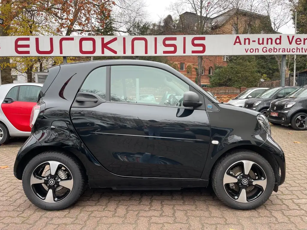 smart forTwo fortwo EQ 60kW*EXCL*NAVI*JBL*PTS*KAM*22kW