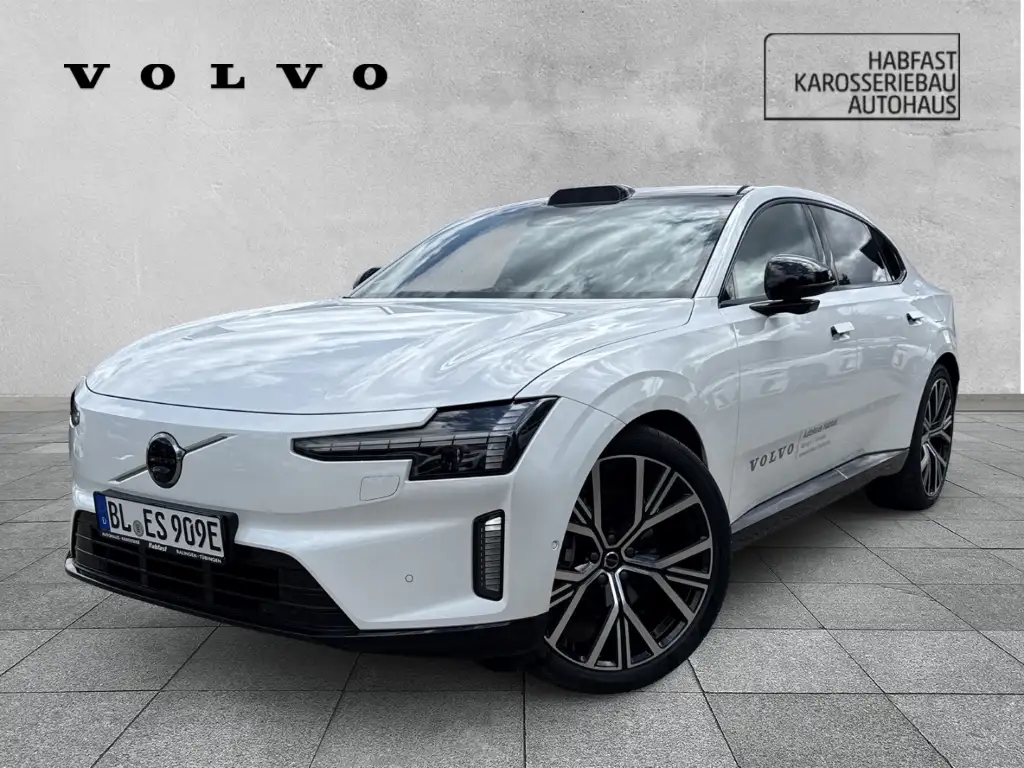 Volvo Sonstige Ultra Single Motor Extended Range HUD AD StandHZG