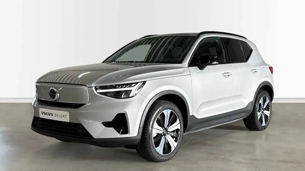 Volvo XC40 Plus Single Motor | Zetelverwarming | Warmtepomp |