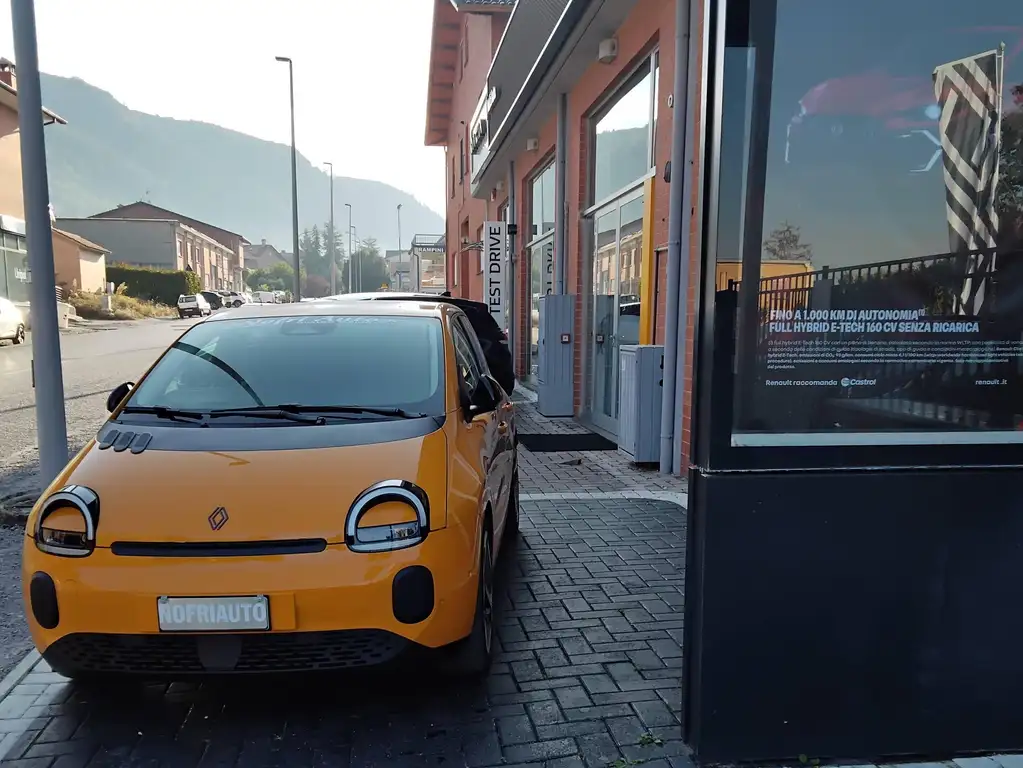 Renault Twingo Twingo IV E-Tech E-Tech 27,5kWh Techno urban range 80cv