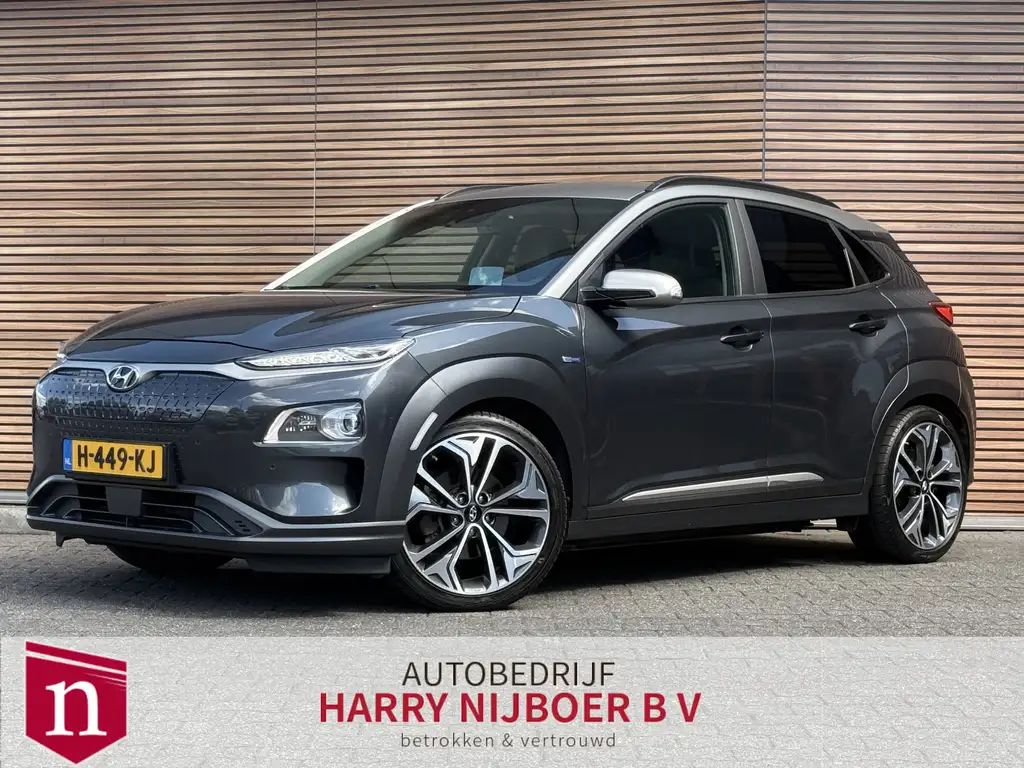 Hyundai KONA EV Premium 64 kWh SOH 94.9% Leer / Head-Up / Stoel