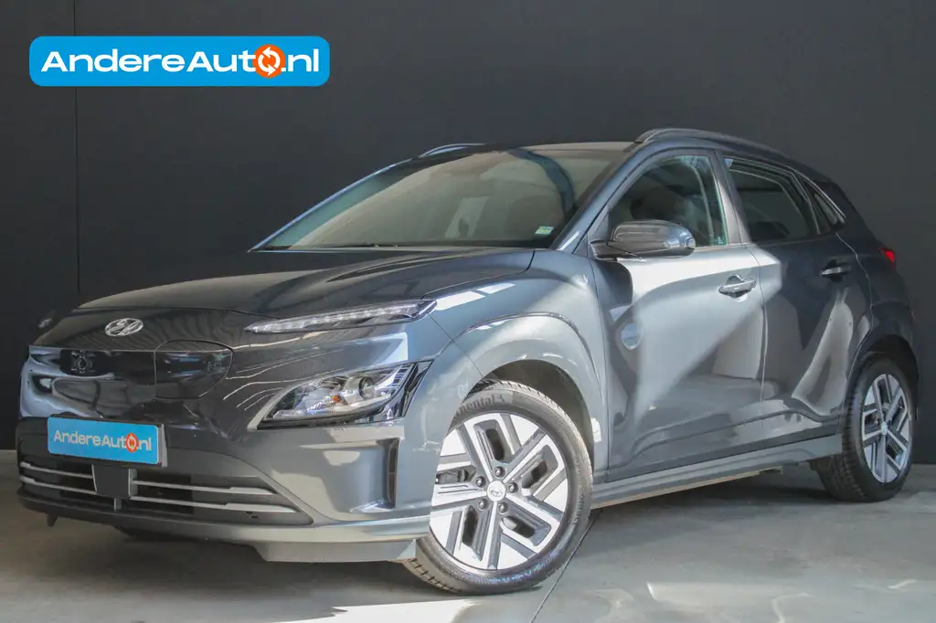 Hyundai KONA EV Fashion 64 kWh |100% SoH|dealer onderhouden|sto