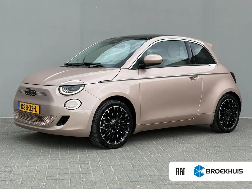 Fiat 500e La Prima 42 kWh / SOH 94% / Apple Carplay/Android
