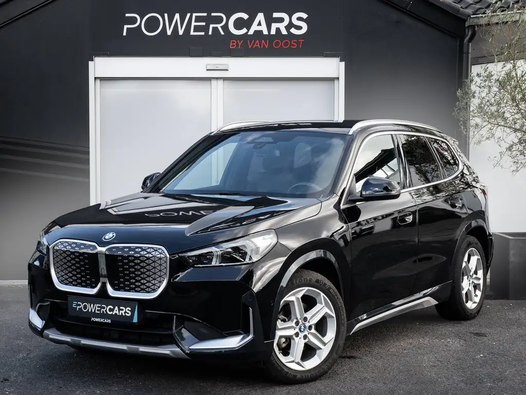 BMW iX1 eDrive20 xLine | Soh 99% | Camera | Keyless