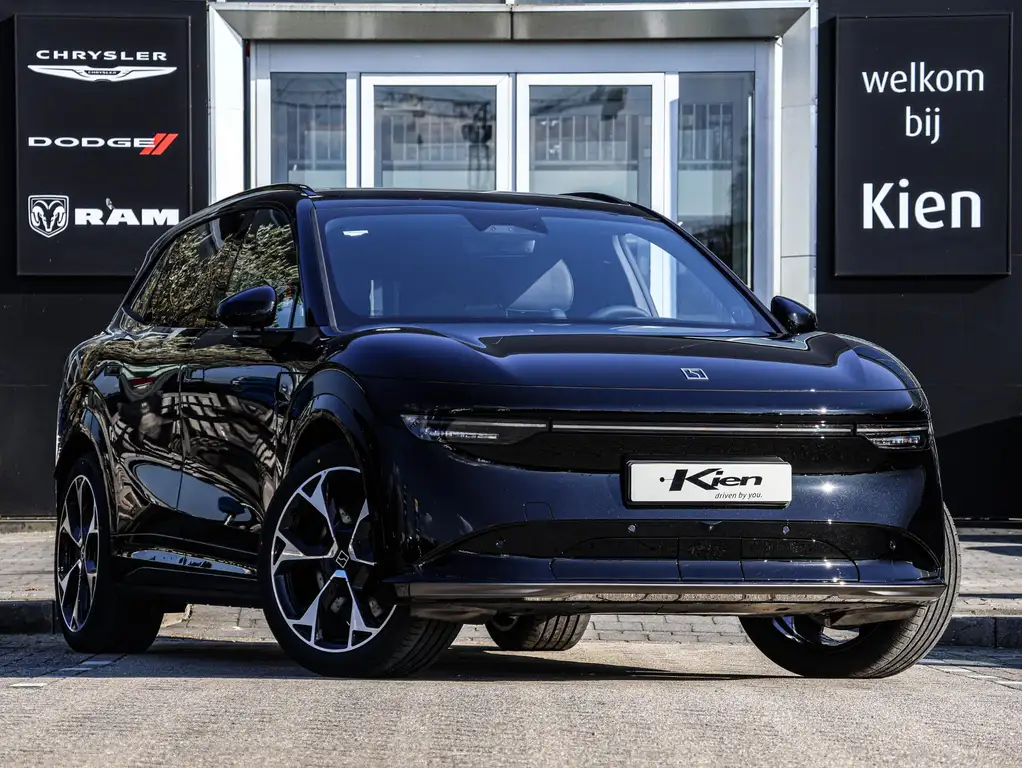 Zeekr 7X Privilege 100 kWh 534 km actieradius | Luchtvering