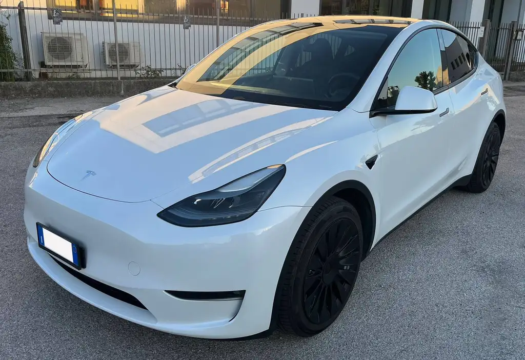 Tesla Model Y Model Y Long Range Dual Motor awd