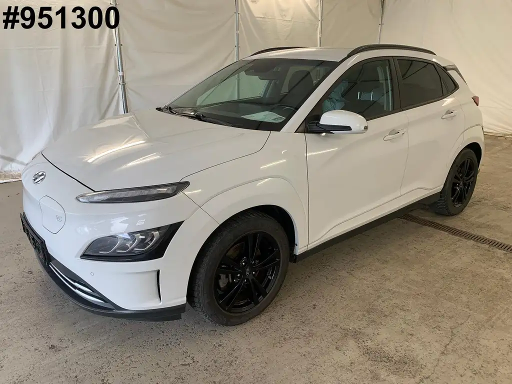 Hyundai KONA Elektro 2WD 64kWh NAVI/ACC/KAM/WÄRMEPUMPE