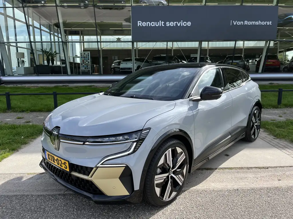 Renault Megane E-Tech EV60 Optimum Charge Iconic 220PK / 360 Camera / Wi