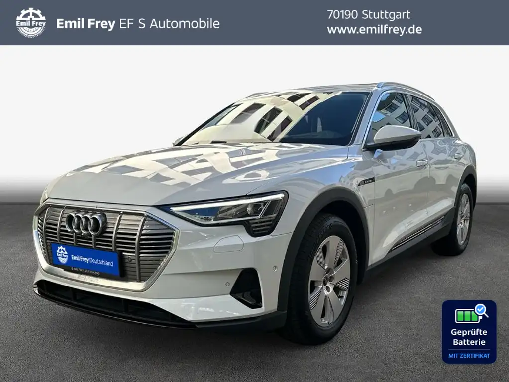 Audi e-tron 55 quattro HUD Pano
