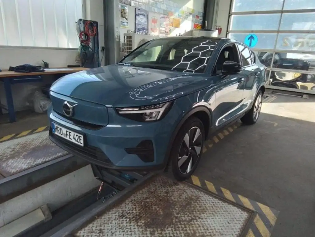 Volvo C40 Recharge 82 kWh Twin Motor Plus |PANORAMA|NAVI|R-K