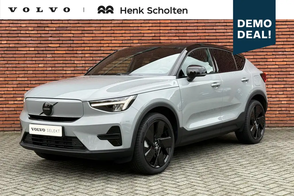 Volvo EC40 Twin Motor Ultra Black Edition Europa 82 kWh | Dem