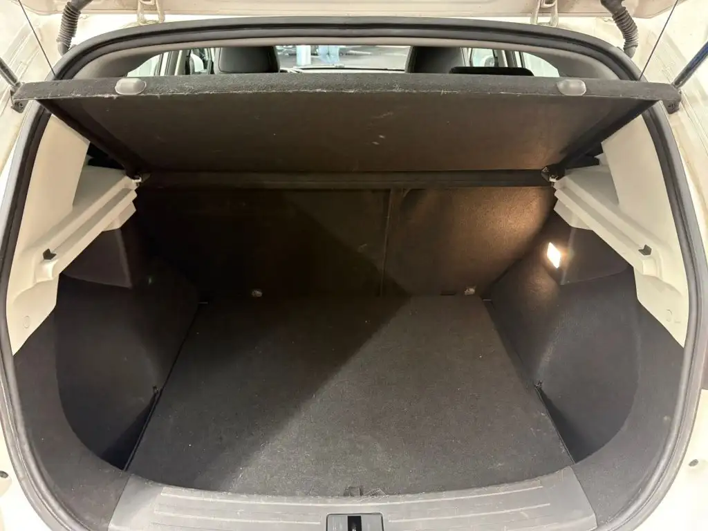 MG ZS EV Luxury 72kWh Connect