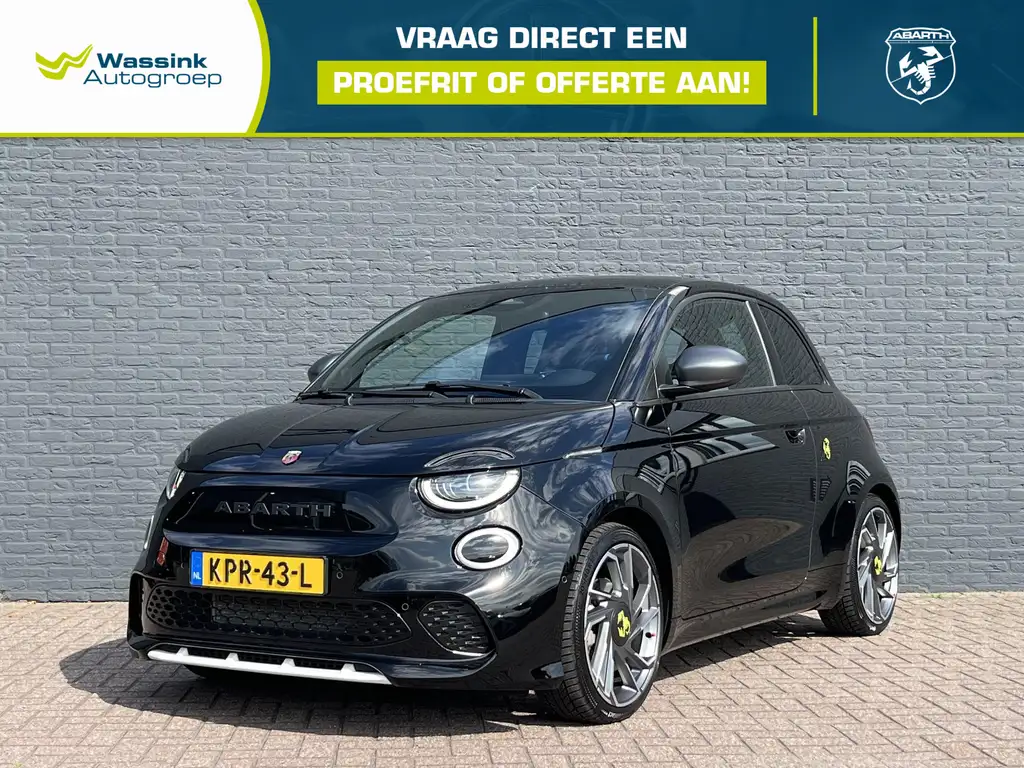 Abarth 500e Turismo 42 kWh | SOH 95% | 155 PK | Sportstoelen |