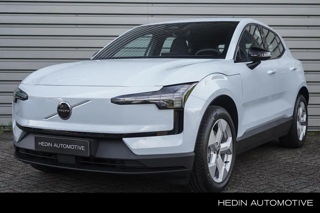 Volvo EX30 P3 Essential 51 kWh | Google on Board | 5G Verbind