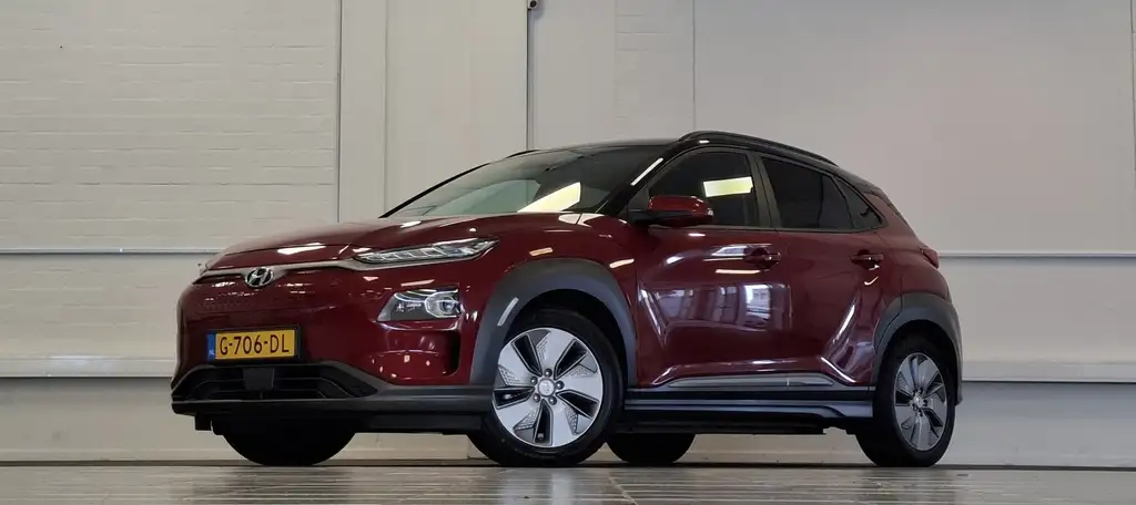 Hyundai KONA EV Premium 64 kWh Trekhaak 2e Eigenaar SOH