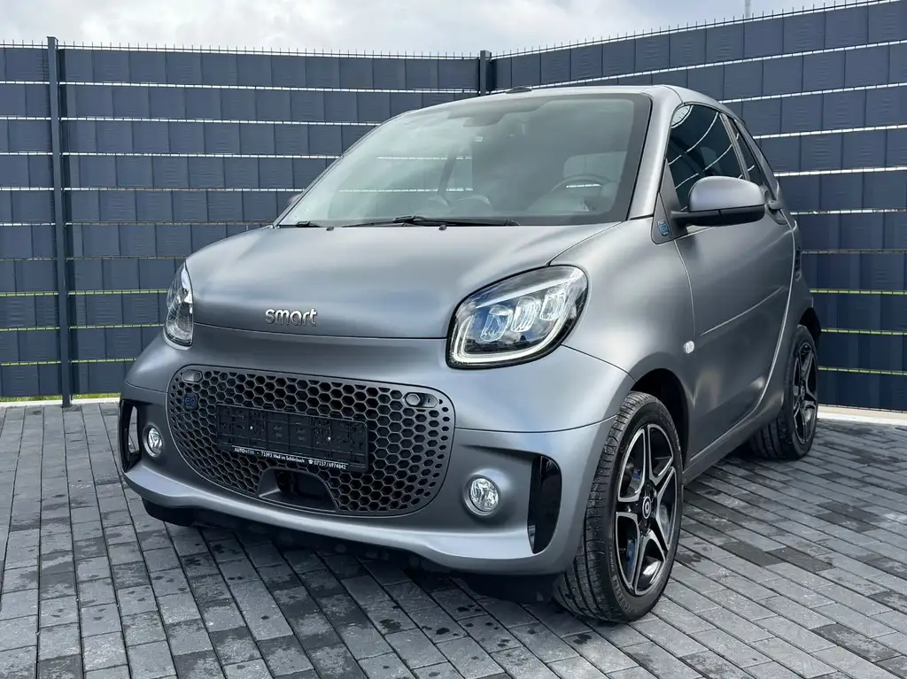smart forTwo Cabrio EQ*CAM*CARPLAY*22KW*MATT*LED*JBL*