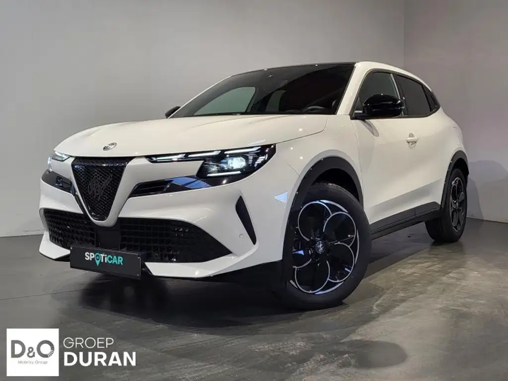 Alfa Romeo Junior Elettrica 156 54kWh