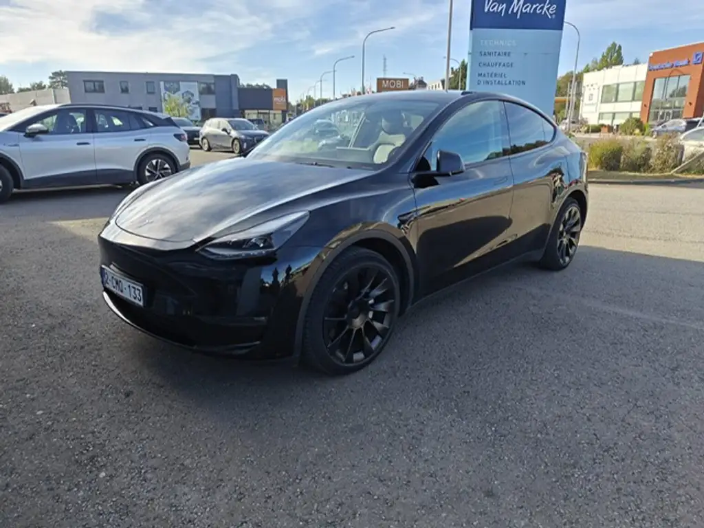 Tesla Model Y Model Y 72.5 kWh Dual Motor Long Range (324 kW)