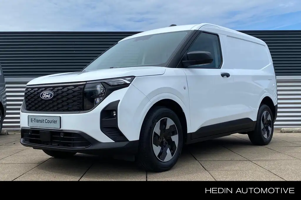 Ford Transit Courier e-Transit Trend 46.8 kWh