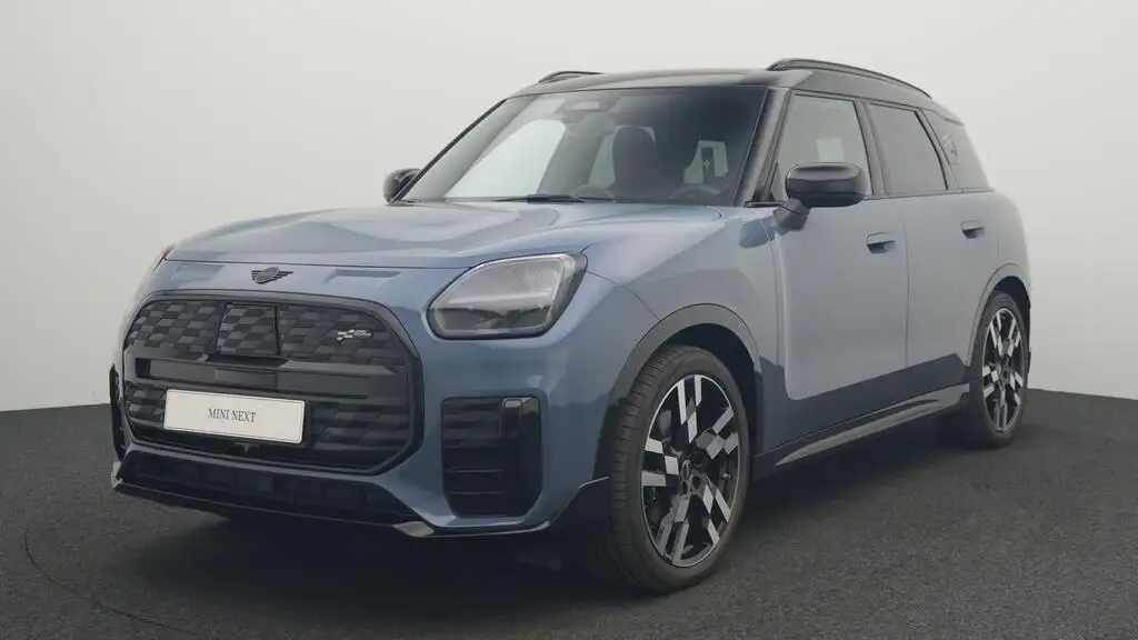 MINI Countryman SE All4 John Cooper Works Trim