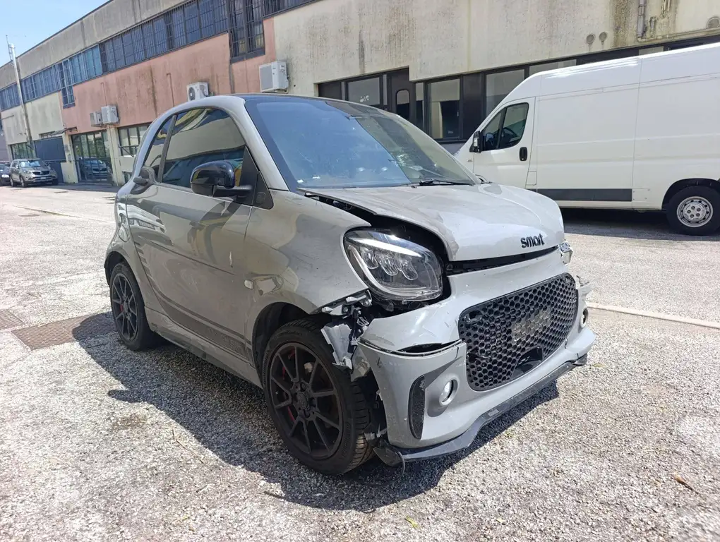 smart forTwo Fortwo eq Edition One 22kW