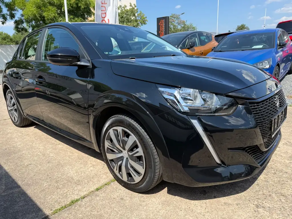 Peugeot e-208 e- Active 1 Hand+ USB+BC+SOS+MFL+AUTOMATIK