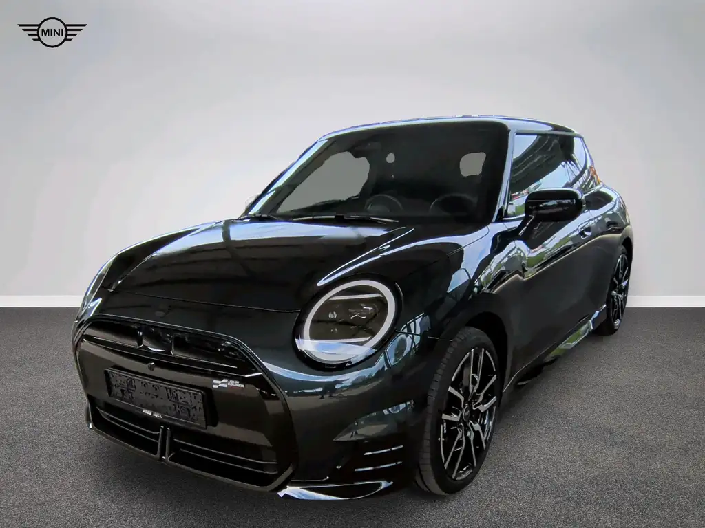 MINI Cooper SE John Cooper Works Trim