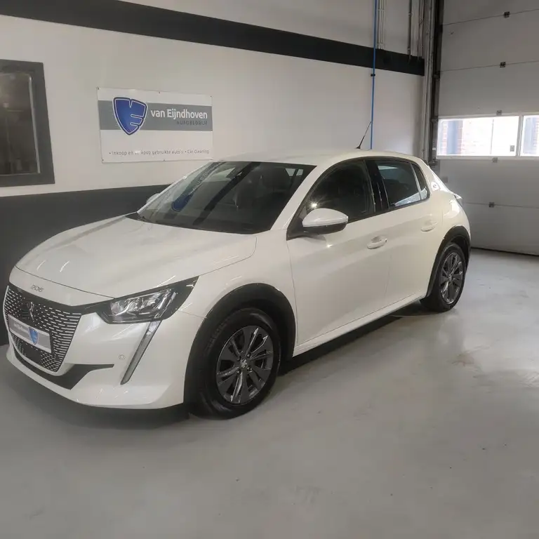 Peugeot e-208 EV Allure 50 kWh