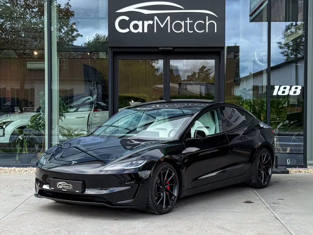 Tesla Model 3 Performance | Trekhaak | FSD