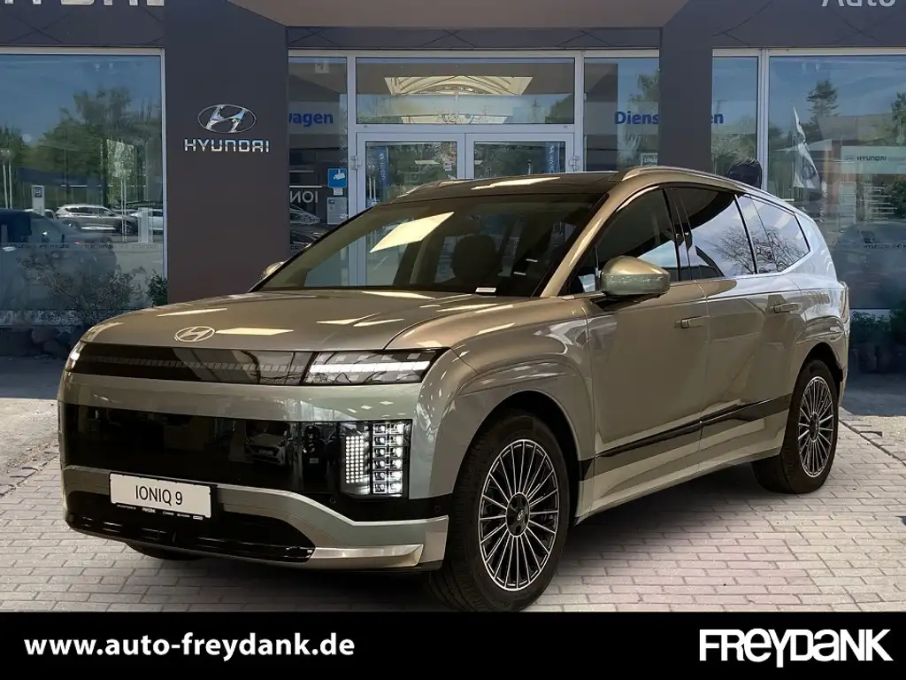 Hyundai IONIQ 9 6-Sitzer (MY26) 110 kWh (307 PS) 4WD UNIQ Panorama