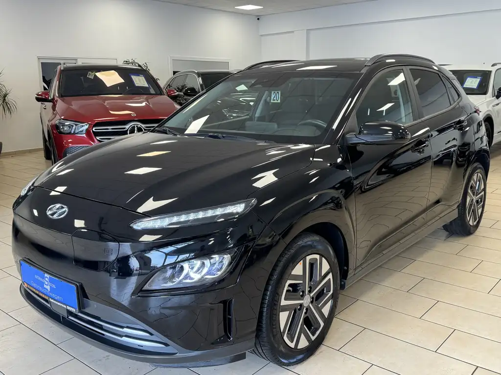 Hyundai KONA Trend*ACC*HUD*CarPlay*R-Cam*S-Dach*Wärmepumpe