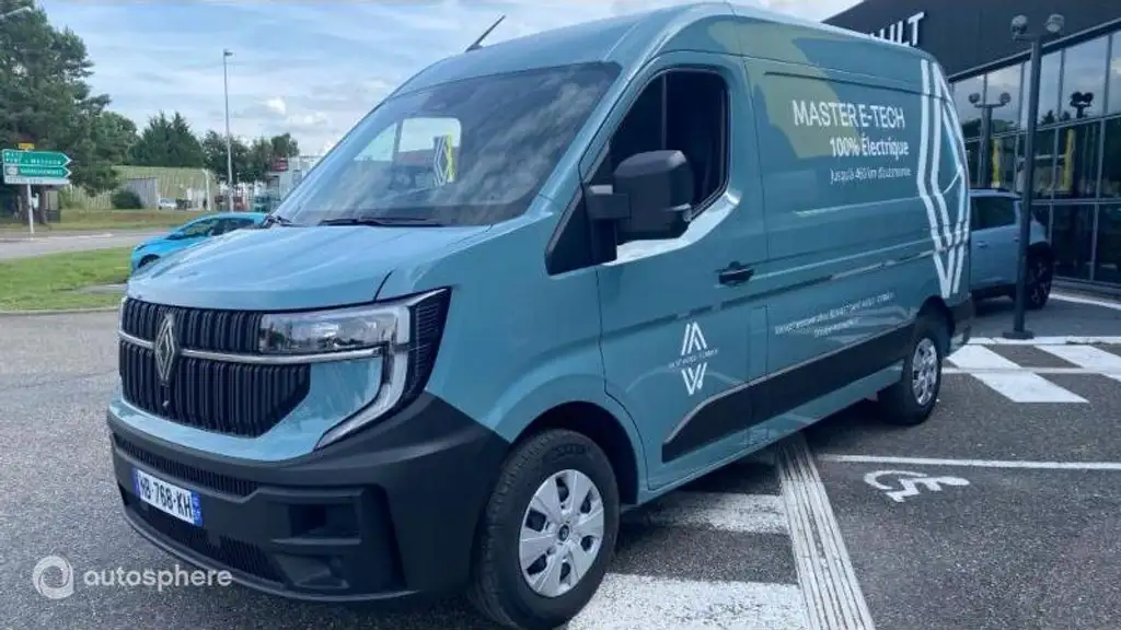 Renault Master F3500 L2H2 E-Tech 140ch Advance grande autonomie PRIME CEE 4430 euros déduite