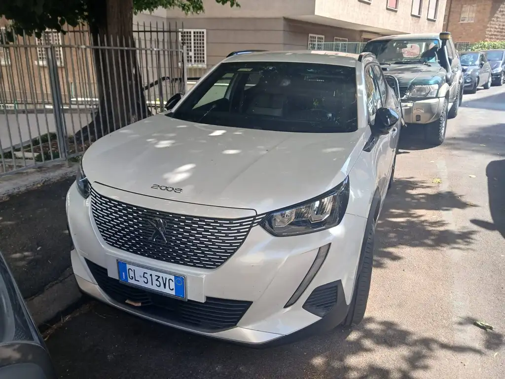 Peugeot e-2008 2008 II 2020 e-2008 Allure Pack 100kW