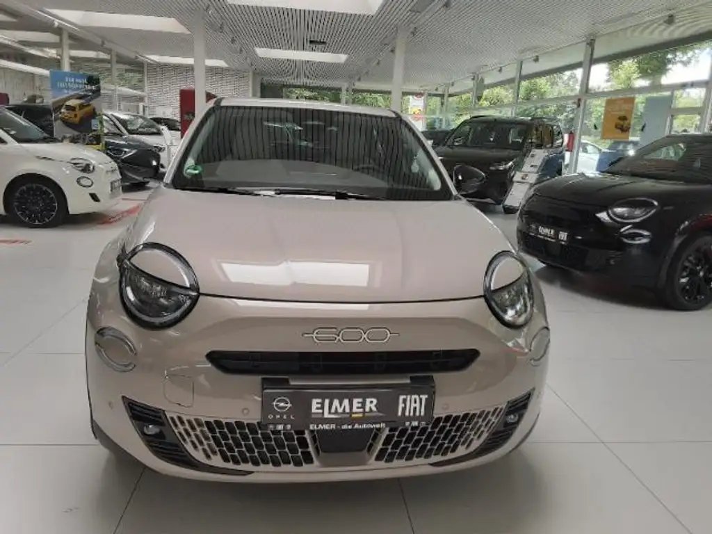 Fiat 600 Icon - 54 kWh -Android Auto - Rückfahrkamera - All